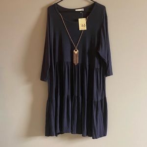 NWT Women’s Navy Tiered Ruffle Dress with Necklace Size 2X